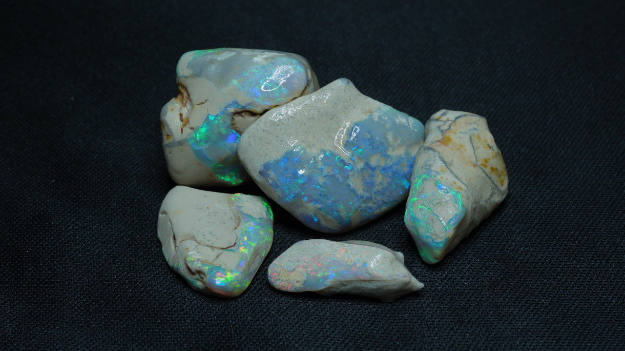 Rough Opal W.M OPALS