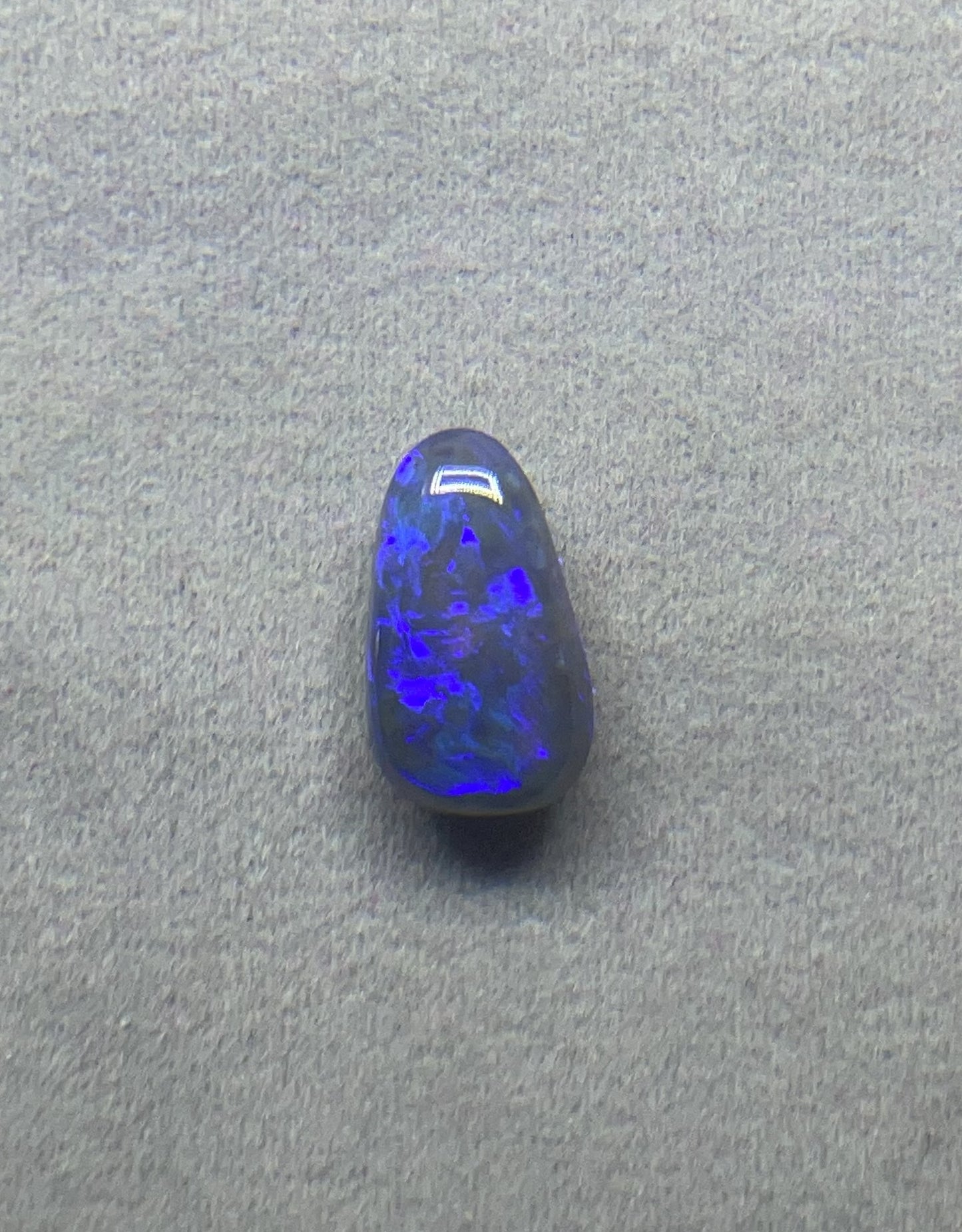 2.68ct Dark Crystal Opal