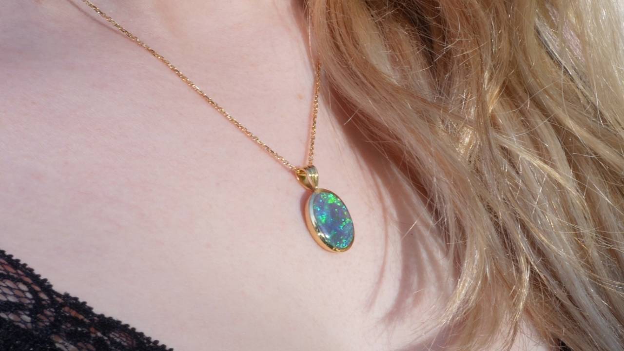 Dark Crystal Opal Pendant 18k Yellow Gold