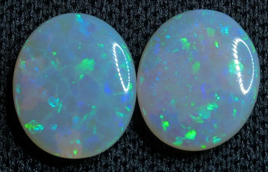 2.78ct Light Opal Pair