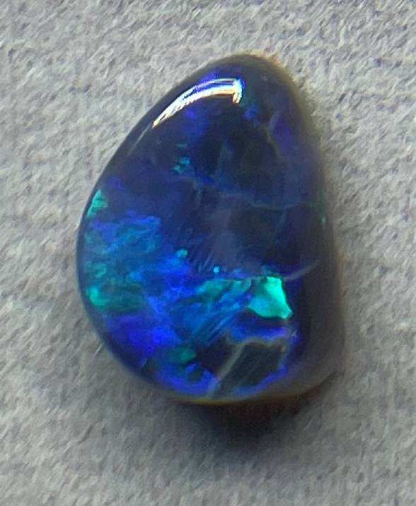 1.925ct Black Opal