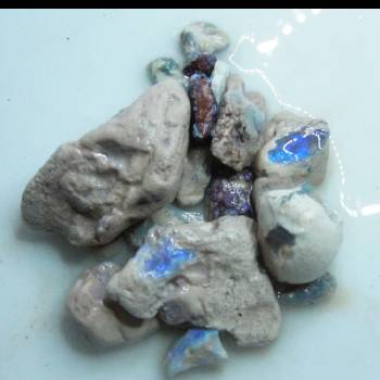 Lightning Ridge - Gamble/Practice Rough